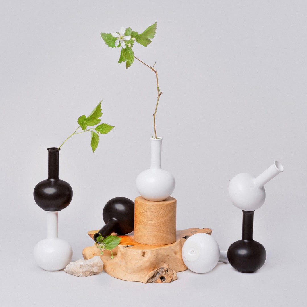Beauty Porcelain Mini Vase