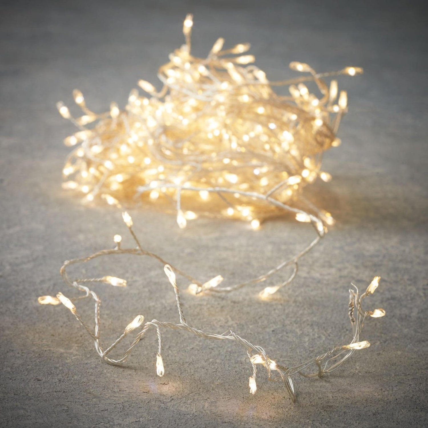 400 Micro LED Cluster Indoor/Outdoor Lights in Classic White