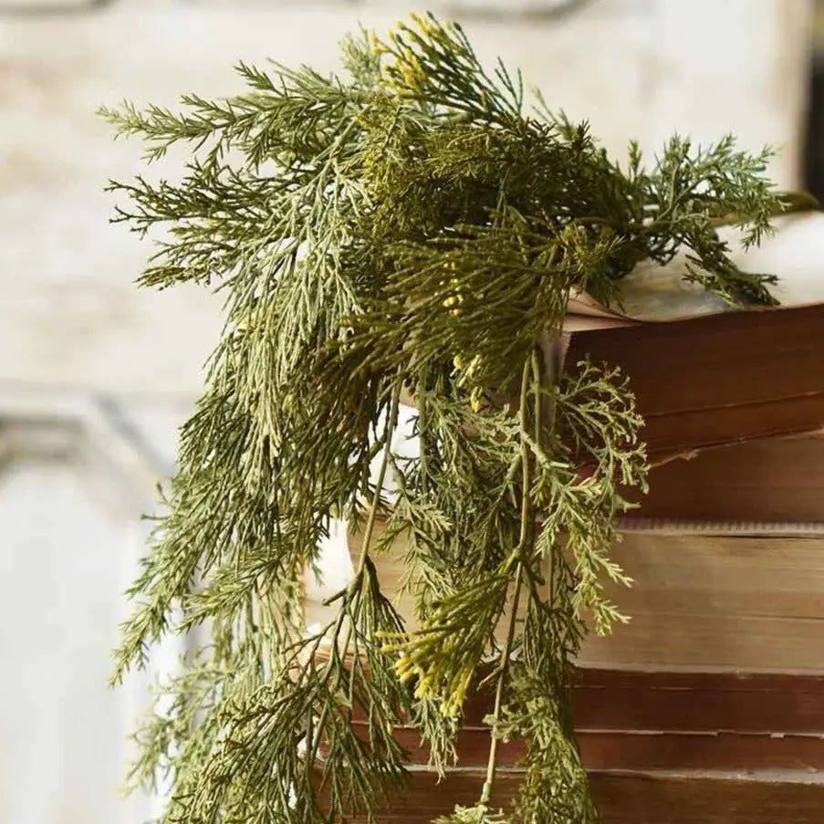 Alpine Cedar Hanging - Home Smith