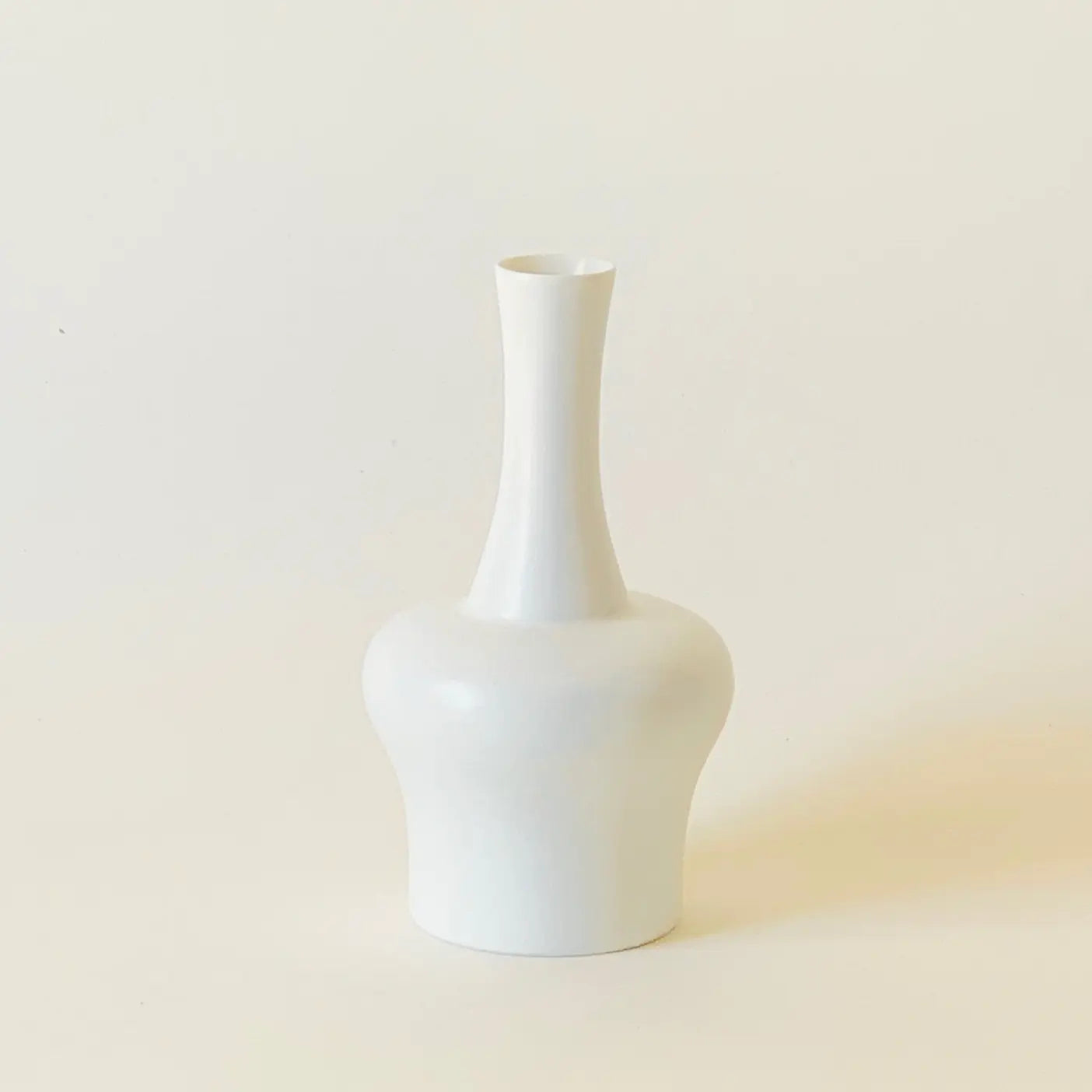 Archer Porcelain Mini Vase - Home Smith