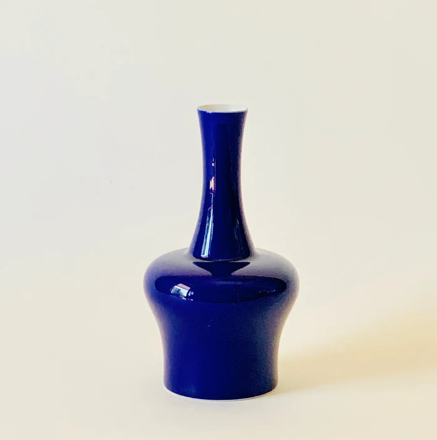 Archer Porcelain Mini Vase - Home Smith