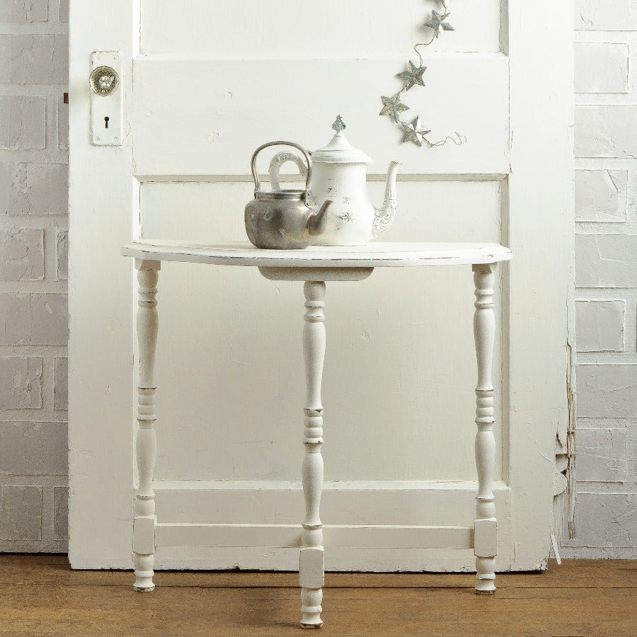 fusion mineral paint in casement at home smith