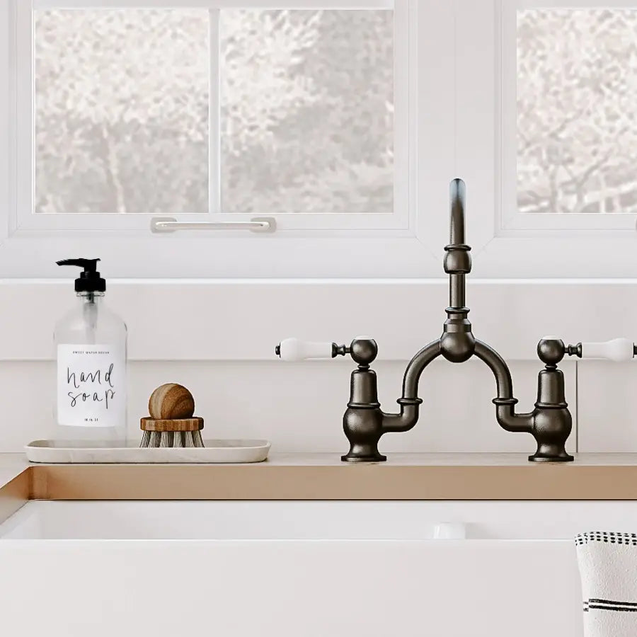 Clear Glass Hand Soap Dispenser - Home Smith