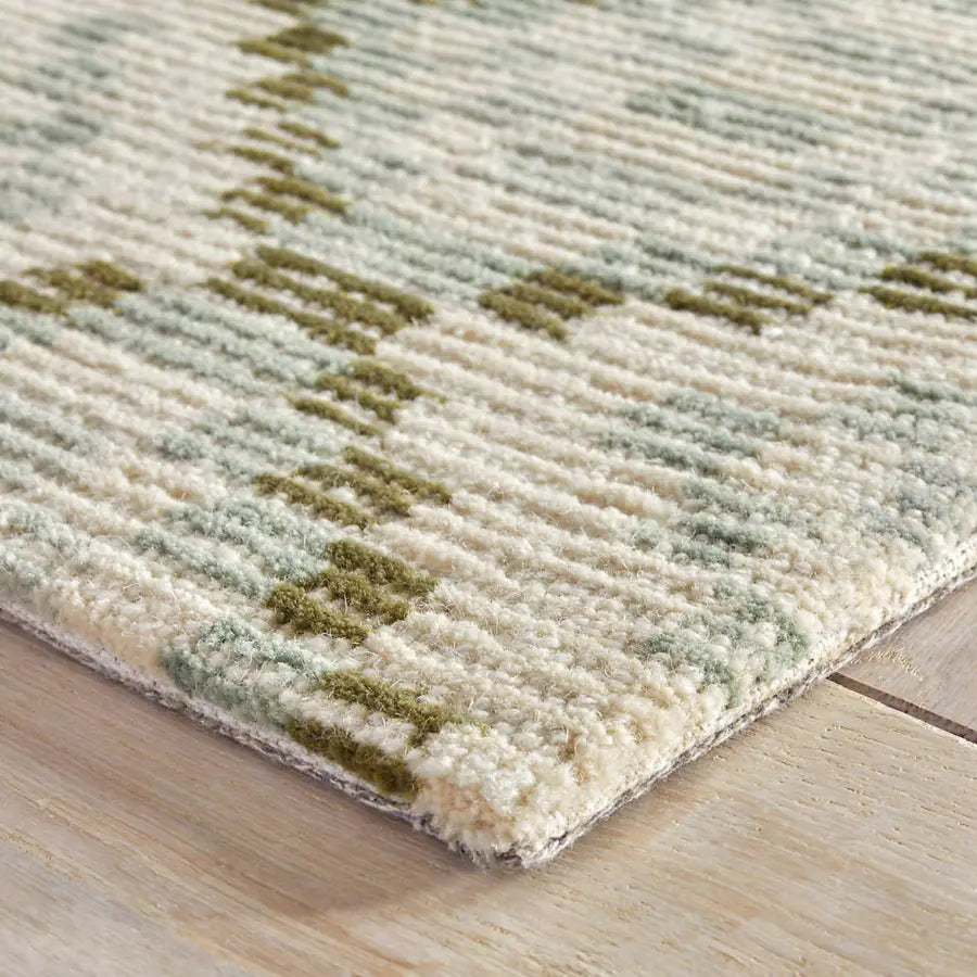 Diamond Cove Green Hand Tufted Wool Rug - Home Smith