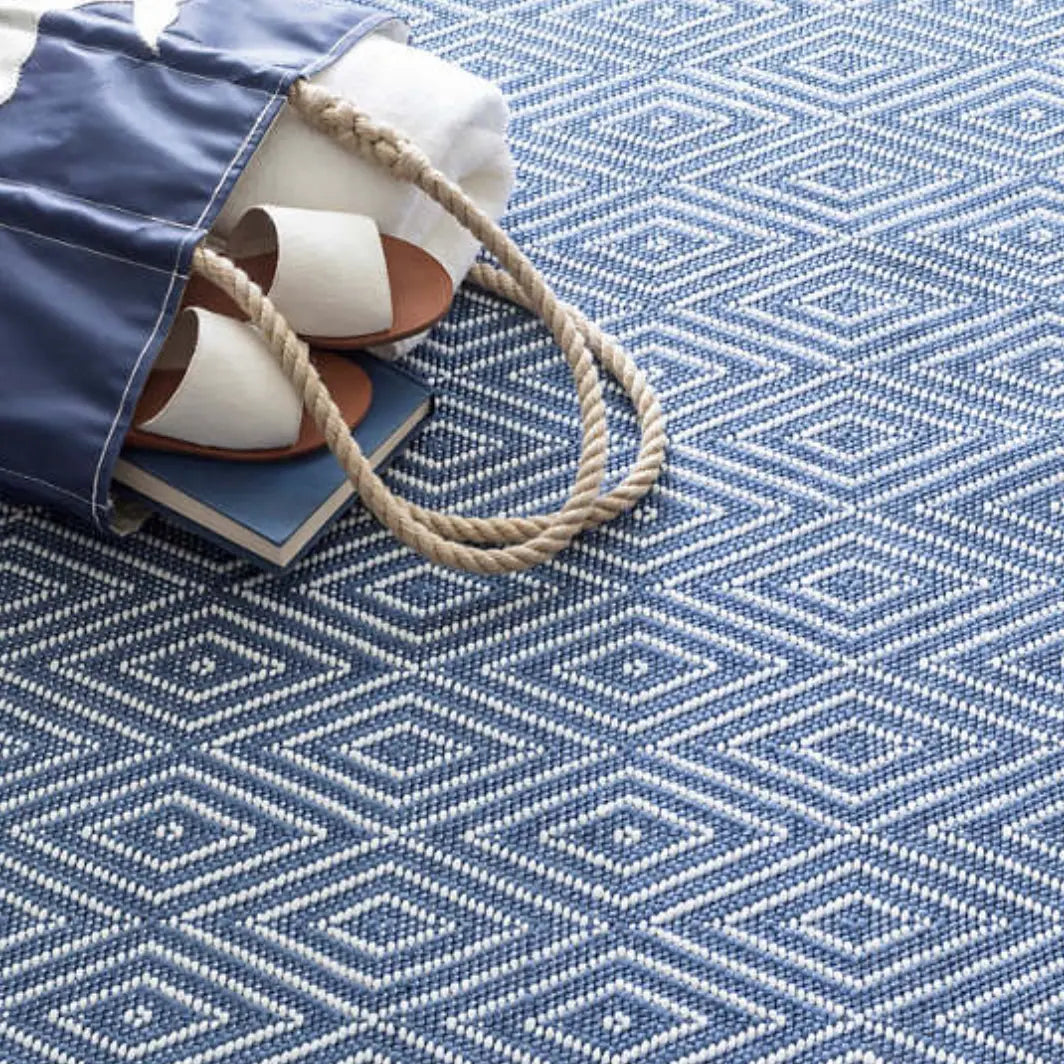 Diamond Denim/White Indoor/Outdoor Rug - Home Smith