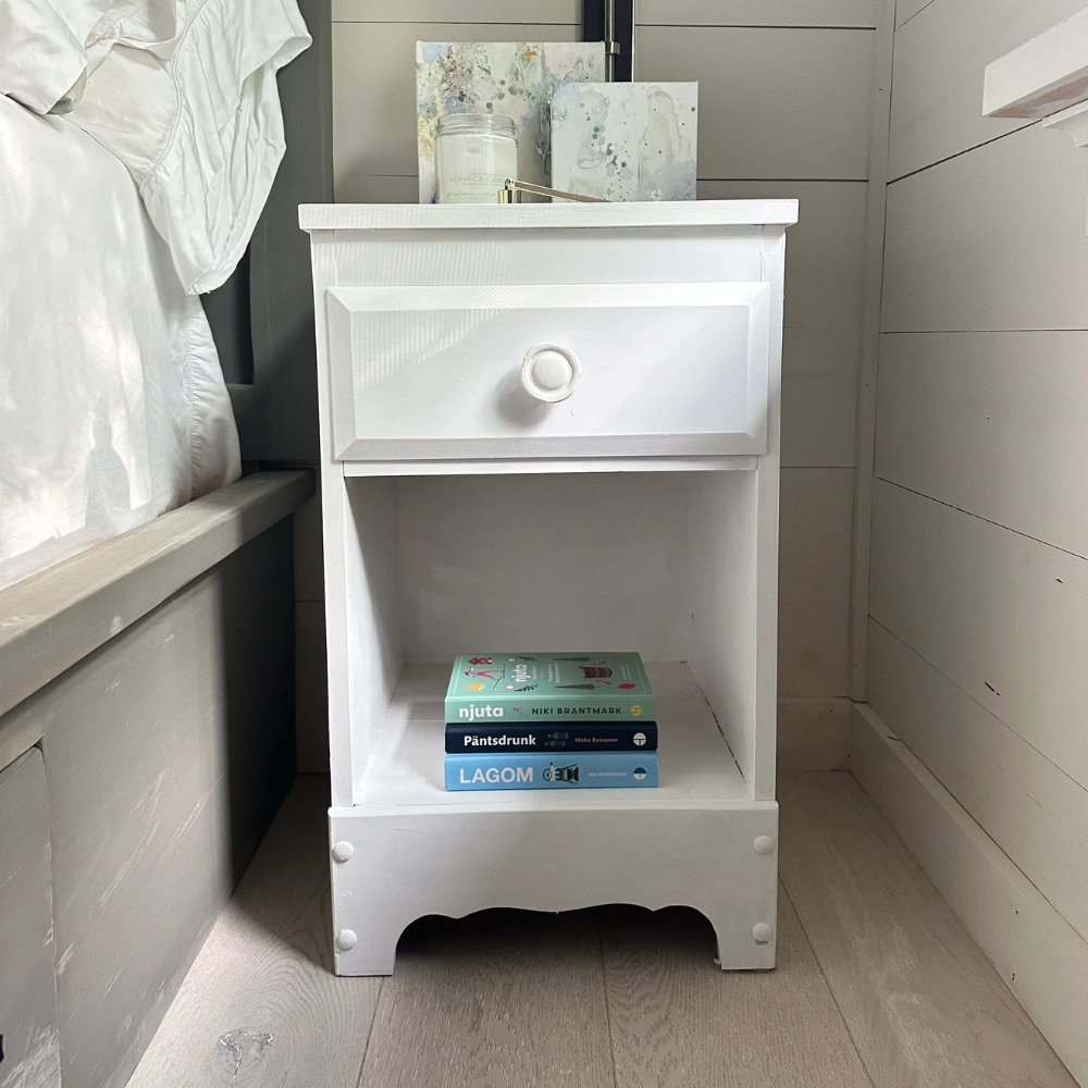 Fusion Mineral Paint in Snowdrop at Home Smith