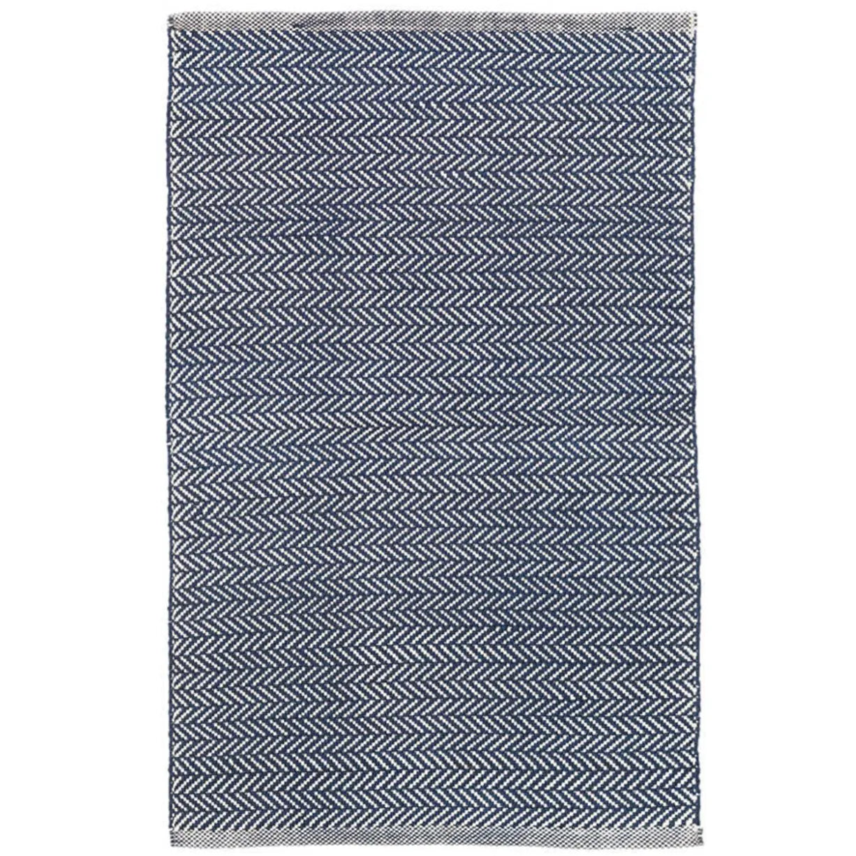 Herringbone Indoor/Outdoor Rug in Navy/Ivory - Home Smith