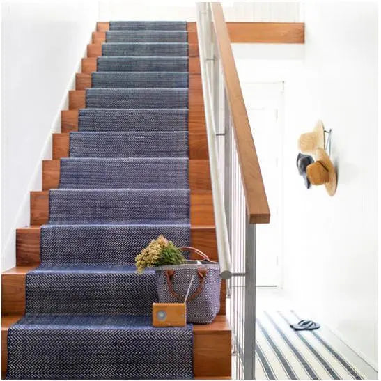 Herringbone Woven Cotton Rug in Indigo - Home Smith