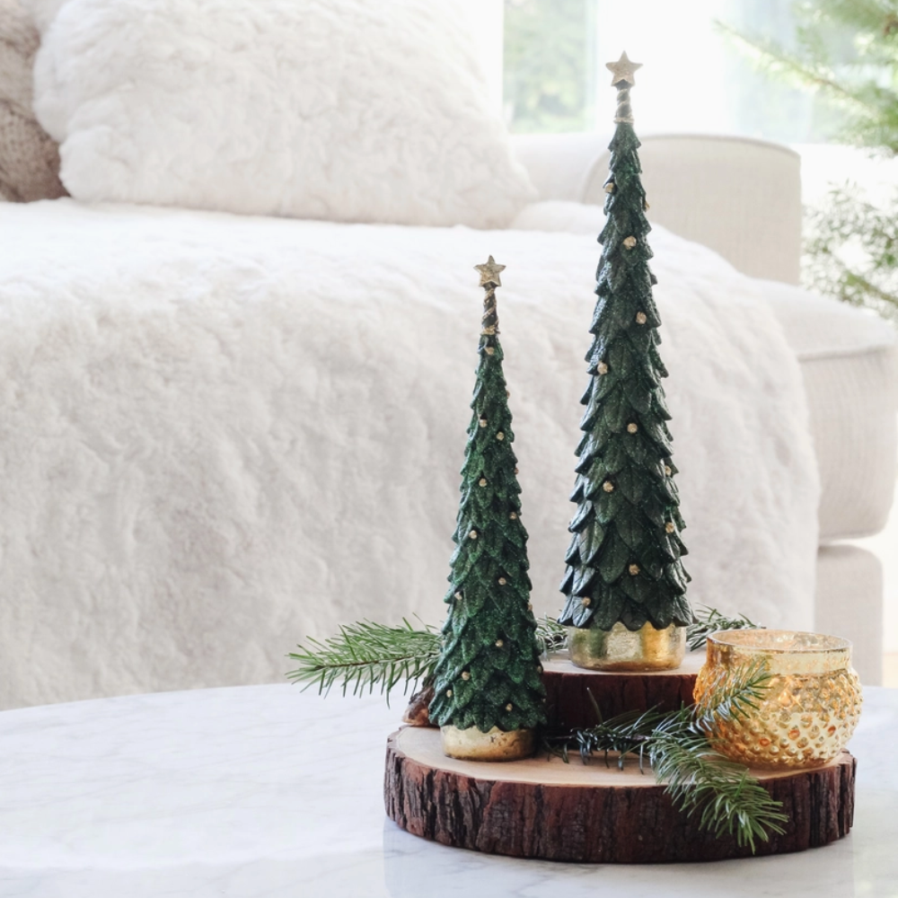 Holly Slim Tree with Star in Pine Green at Home Smith