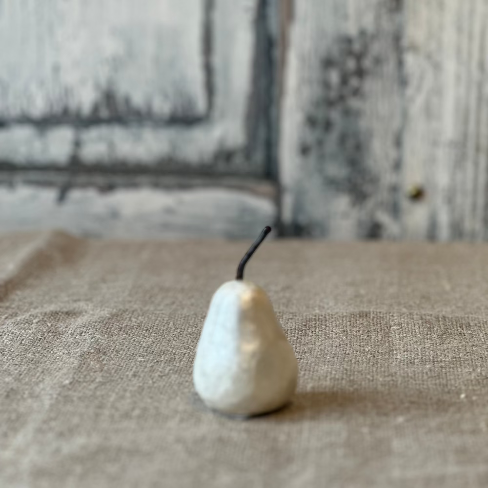 Mini White Capiz Pear at Home 
Smith