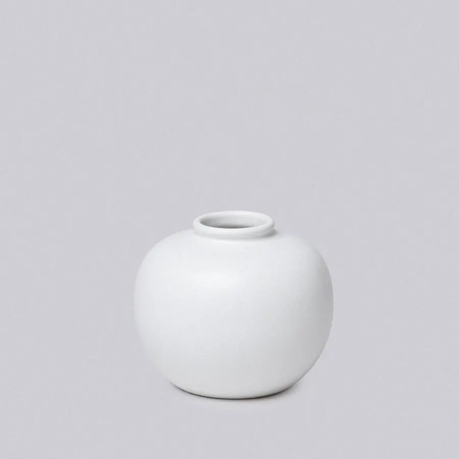Jade Ring Small Porcelain Vase - Home Smith