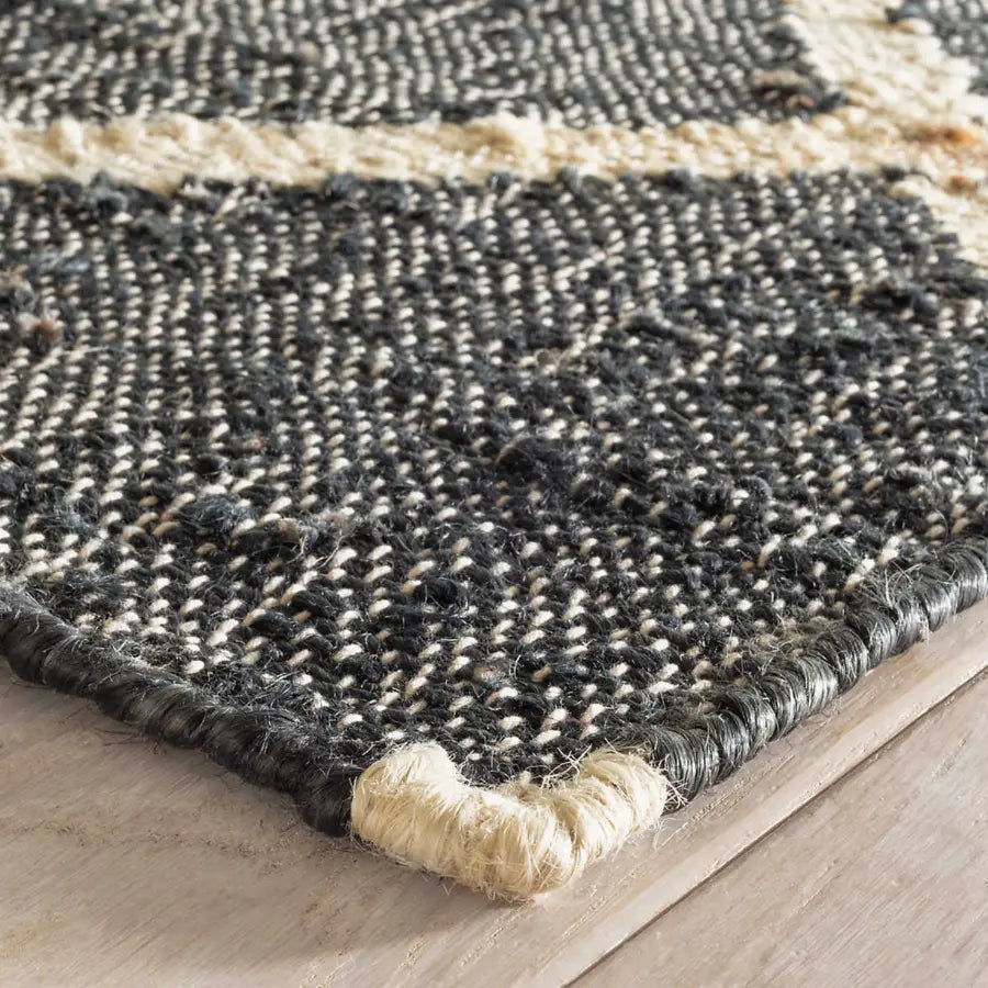Kali Black Woven Jute Rug - Home Smith