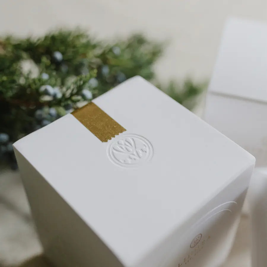 LINNEA Scented Candle in Winter *Seasonal* - Home Smith