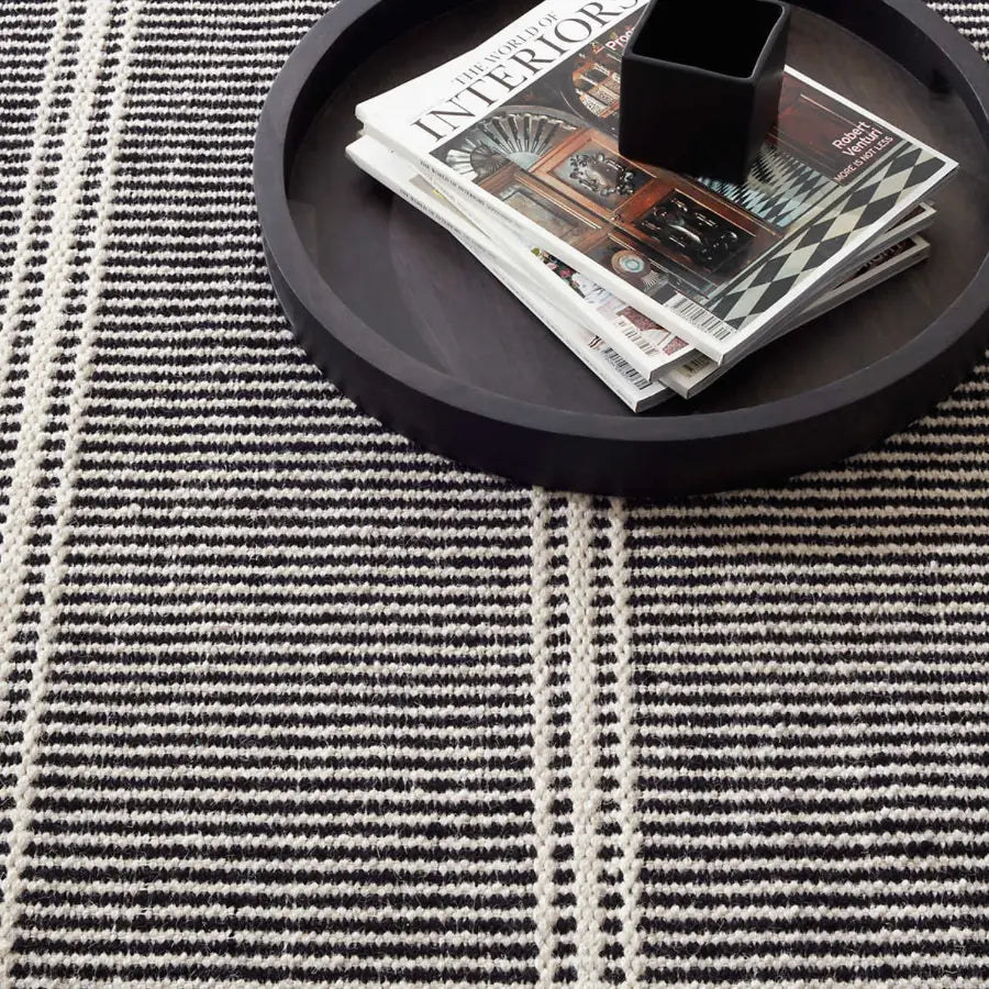 Malta Black / Ivory Woven Wool Rug - Home Smith