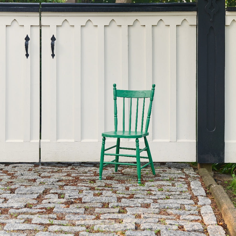 fusion mineral paint in park bench at home smith