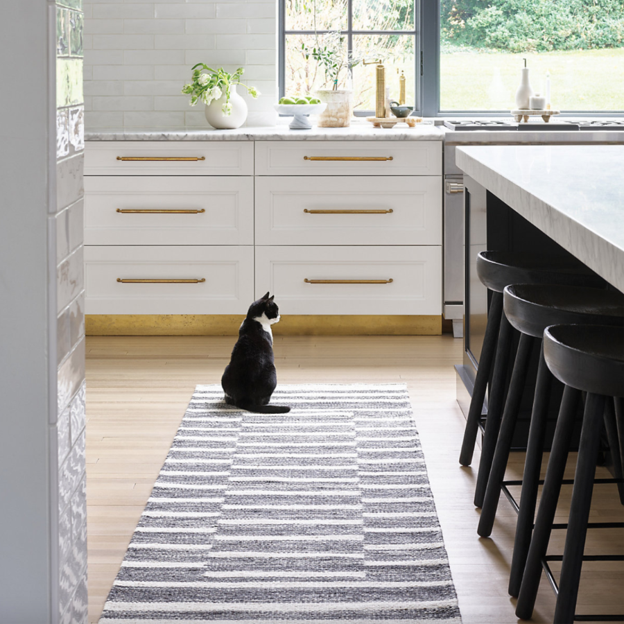 Heights Charcoal Handwoven Wool Dash & Albert Rugs at Home Smith