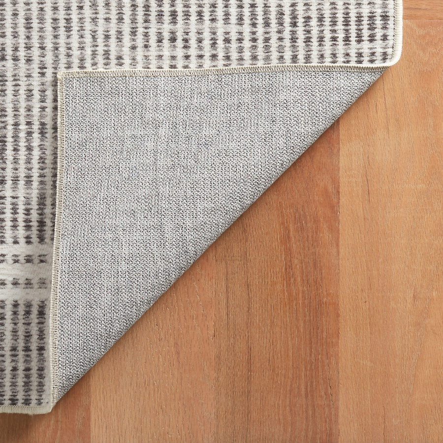 Malta Rug in Grey at Home Smith