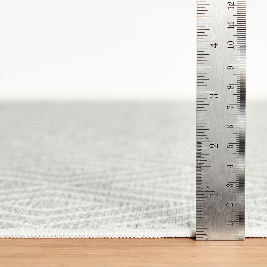 Diamond PLatinum and White Machine Washable Rug