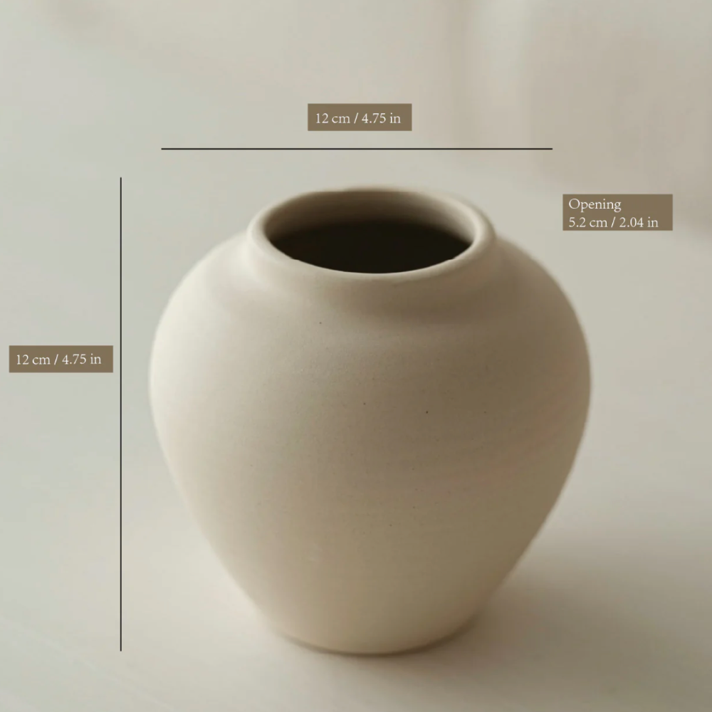 short textured ceramic pot measurements at Home Smith