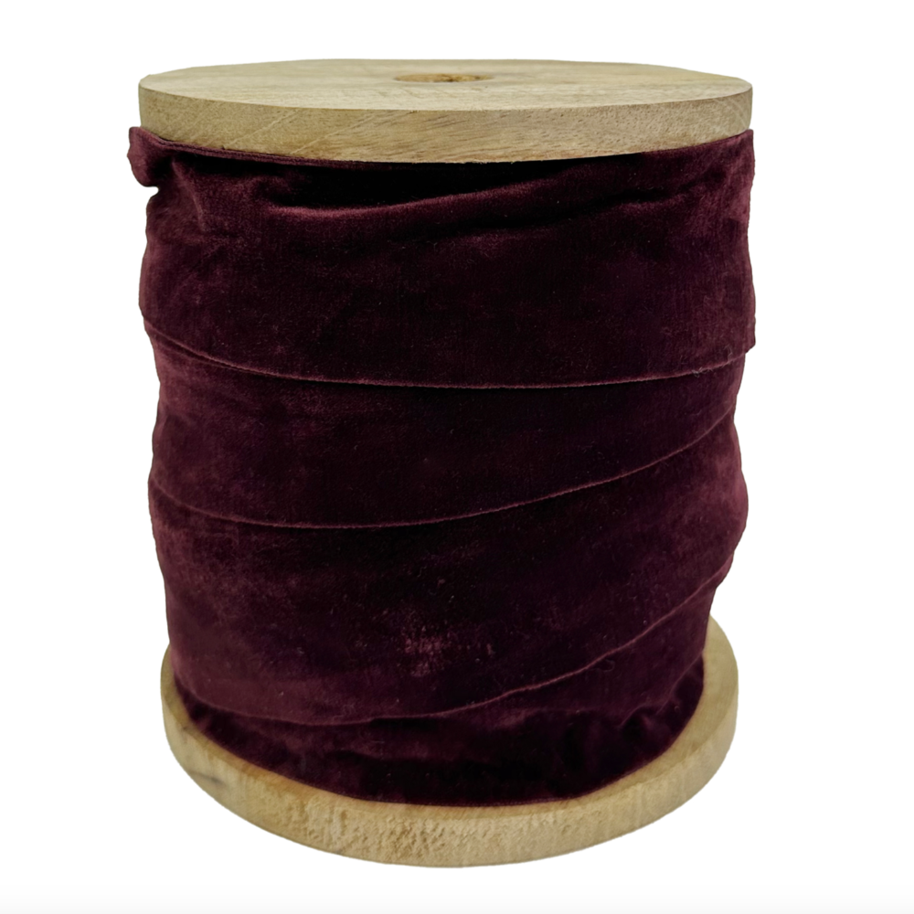 Antiqued Velvet Ribbon in Rich Brown at Home Smith