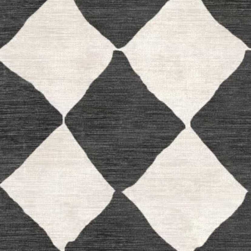 Adama Zeezand Vinyl Rug in Black Detail at Home Smith