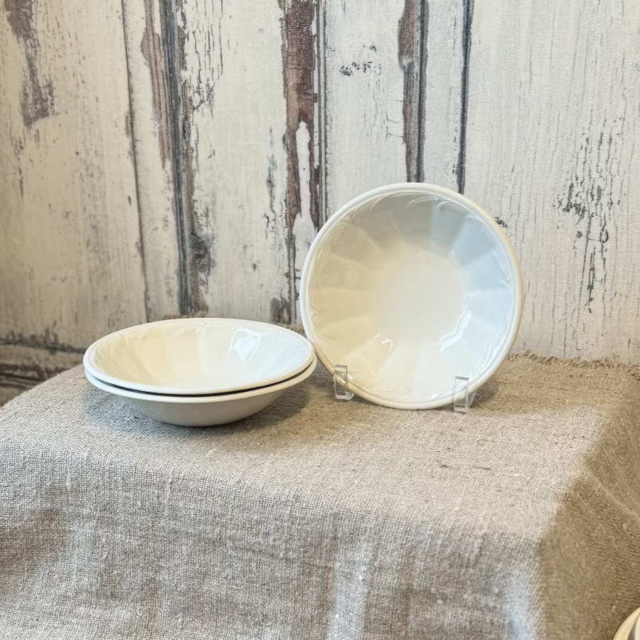 Set of 3 Vintage White Wheat Stoneware Coupe Cereal Bowls