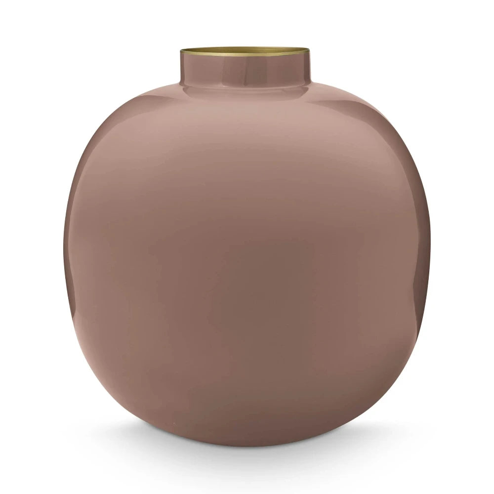 Vase Metal Rust at Home Smith
