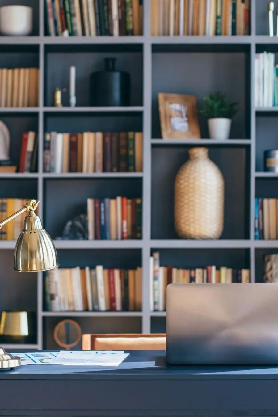 Tips for Organizing Your Bookshelves