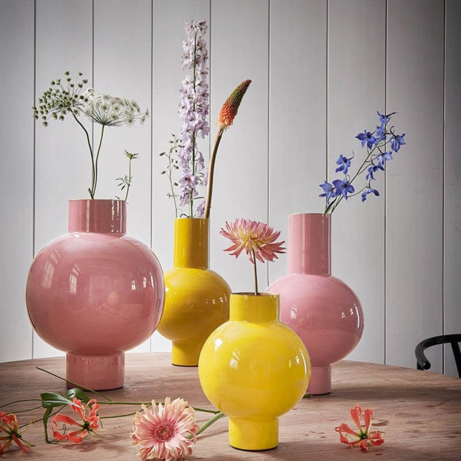 Medium Pink Pip Studio Vase