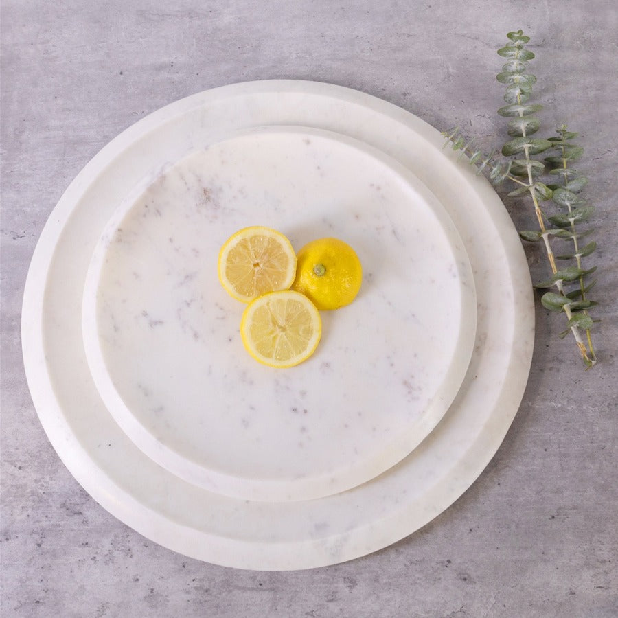 White marble extra large round tray at Home Smith