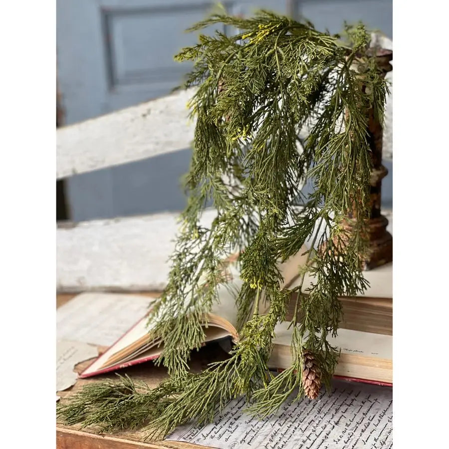 Home Smith Alpine Cedar Hanging Lancaster Home Holiday Garlands, Hangings & Swags