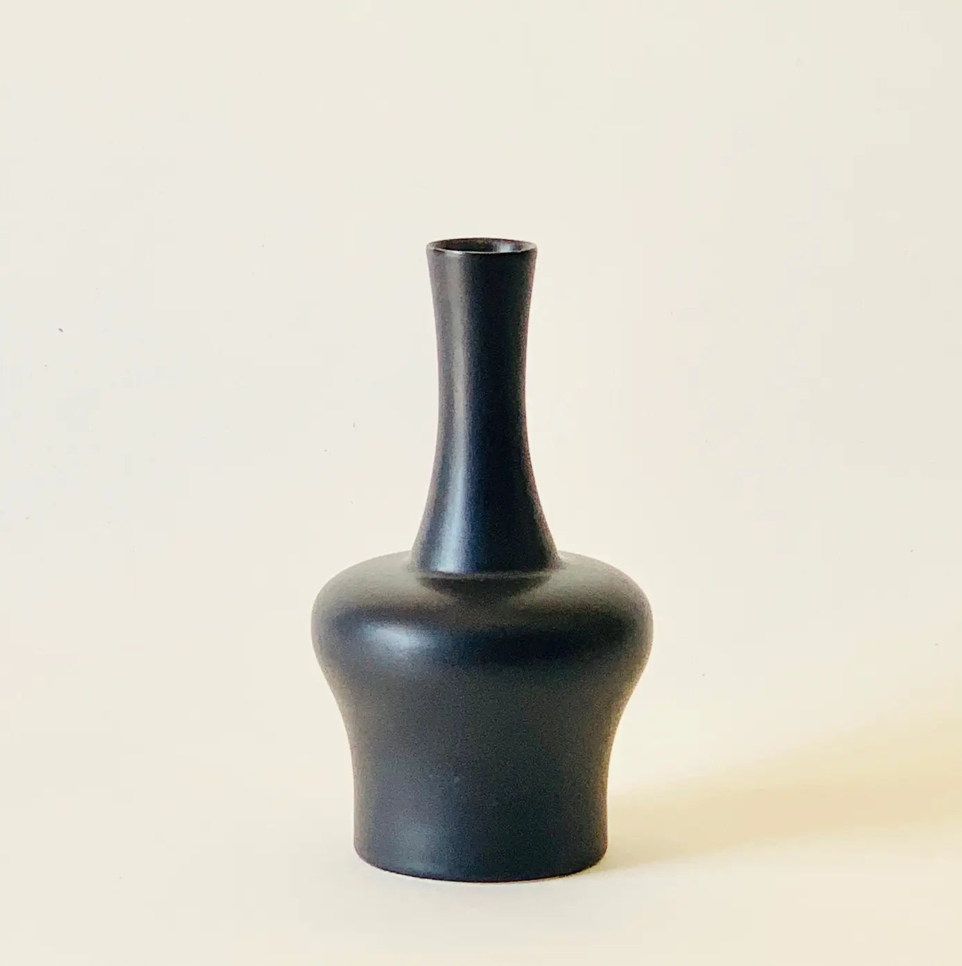 Archer Porcelain Mini Vase - Home Smith