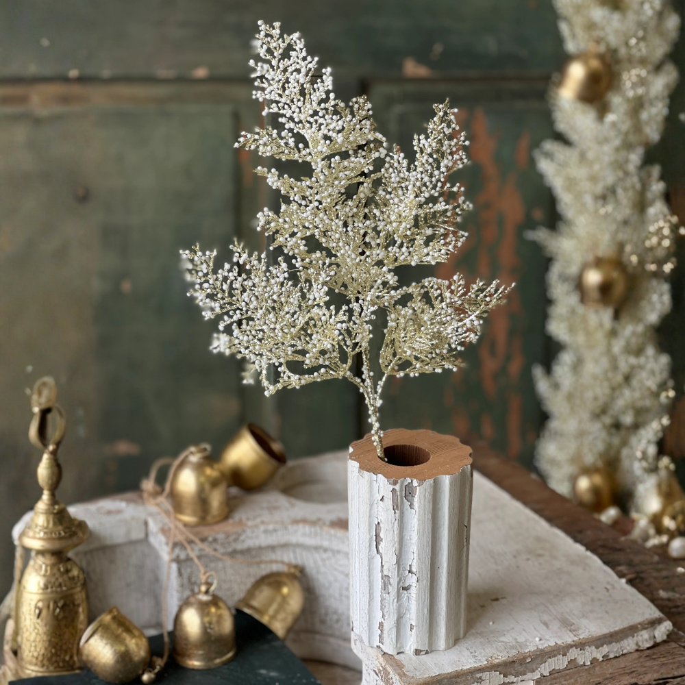 Bedazzle Berry Cypress Spray at Home Smith 