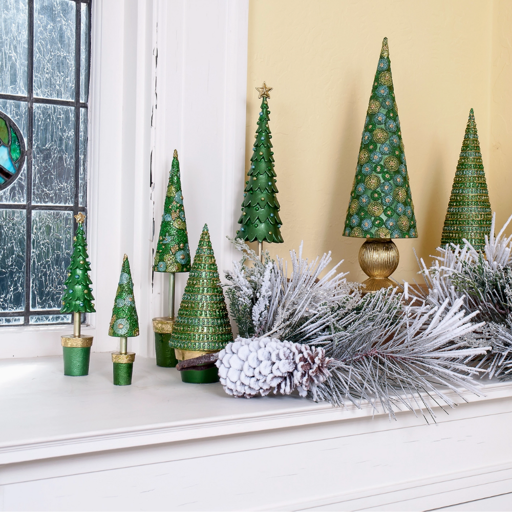 Blossom Cone Tree with Star in Evergreen at Home Smith