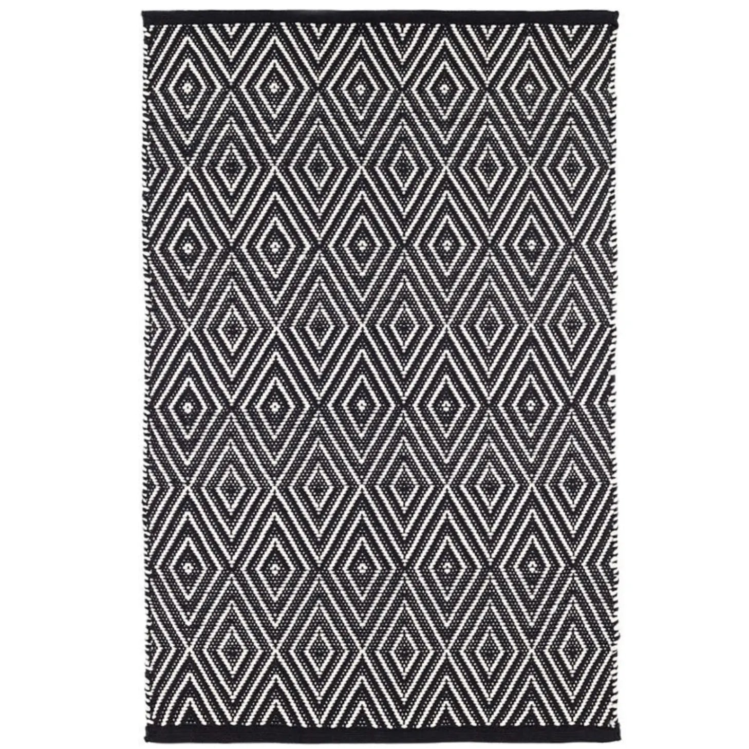 Diamond Black/Ivory Indoor/Outdoor Rug - Home Smith