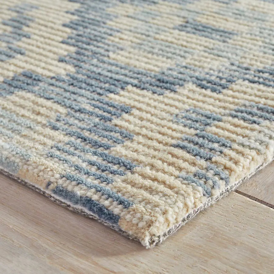 Diamond Cove Blue Hand Tufted Wool Rug - Home Smith