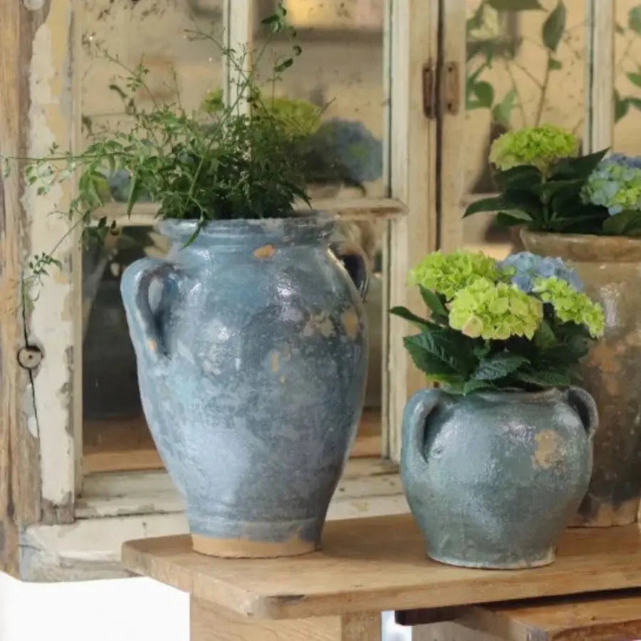 Home Smith European Blue Amphora etuHome Vases
