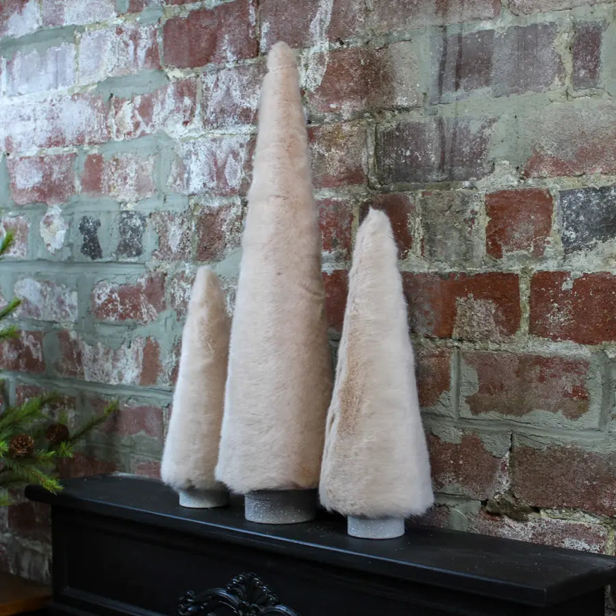Fur Holiday Trees in Pink - Home Smith