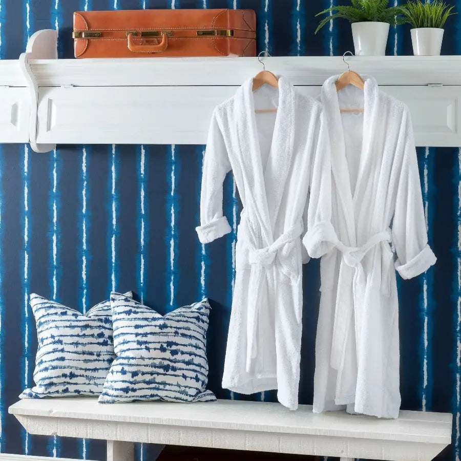 Fusion Milk Paint in Hotel Robe - Home Smith