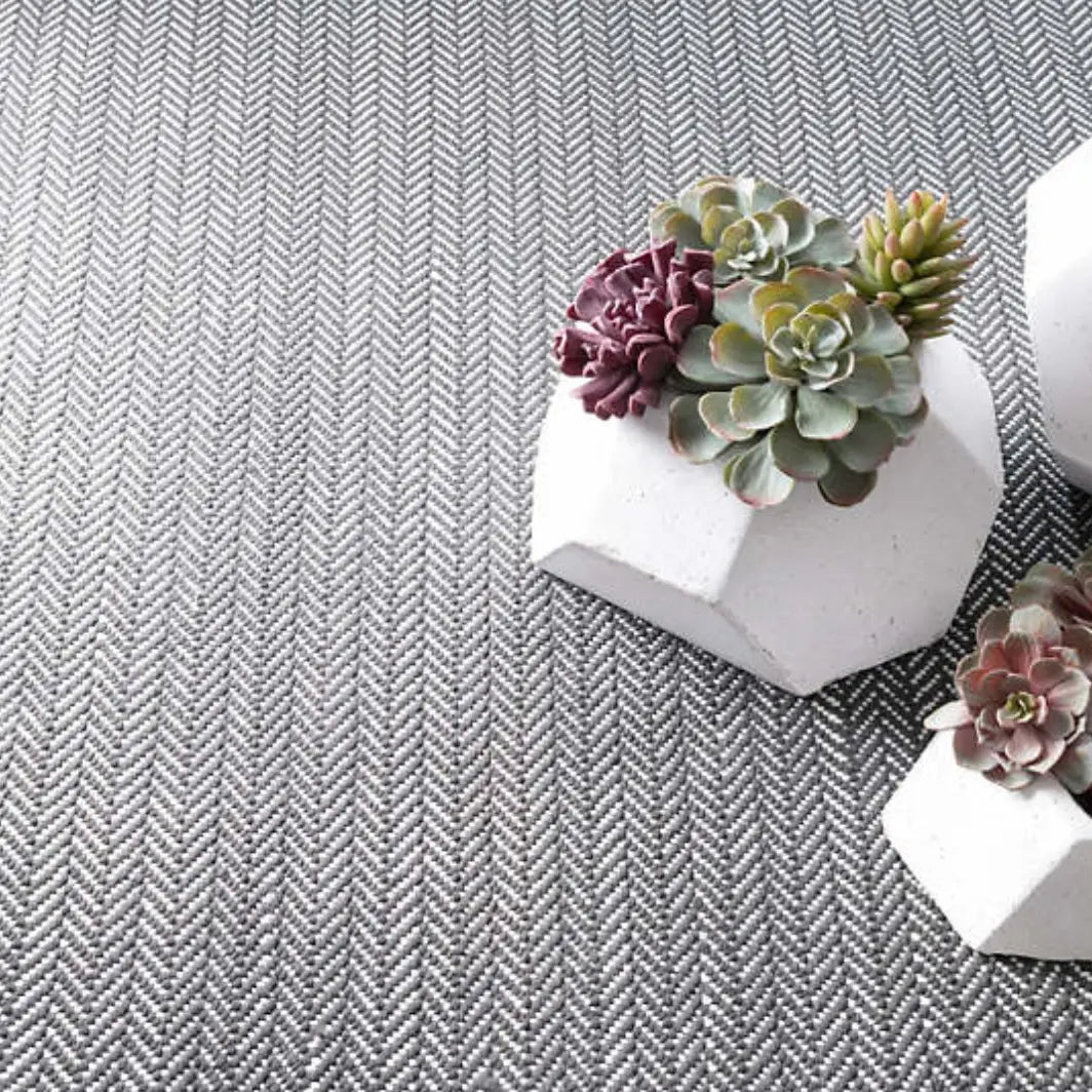 Herringbone Woven Cotton Rug in Shale - Home Smith