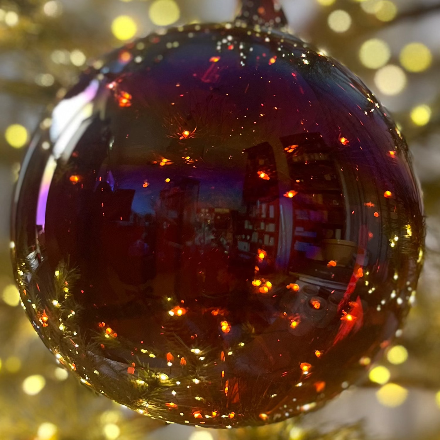 Jim Marvin Ornements irisés en verre transparent en teck doré