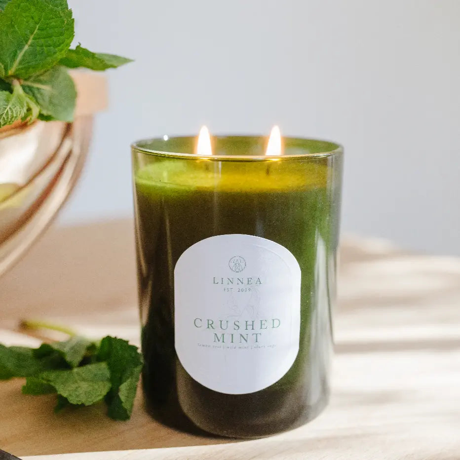 LINNEA Scented Candle in Crushed Mint *Seasonal* - Home Smith