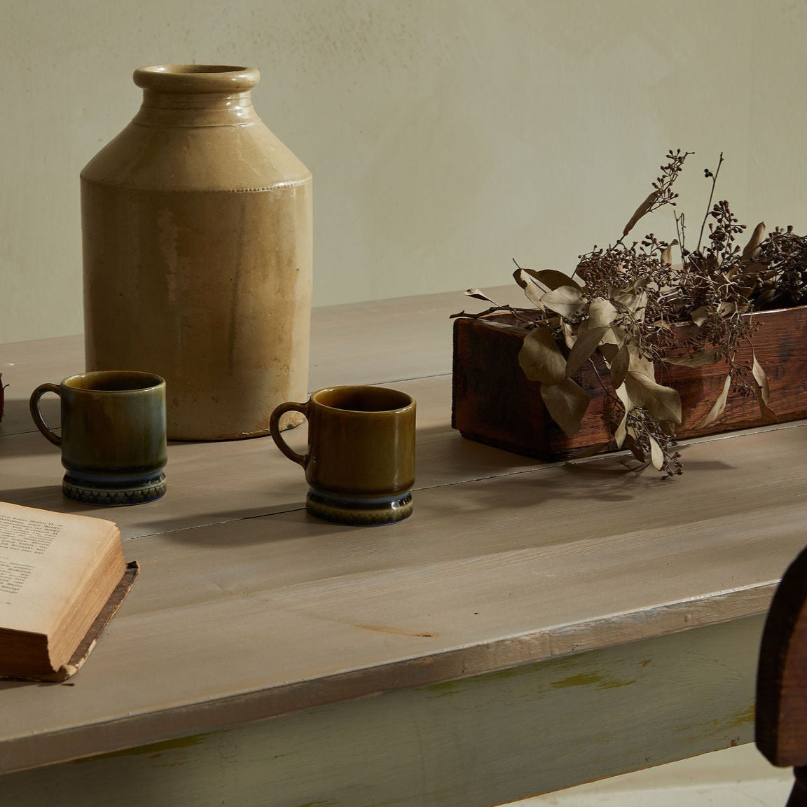 Alchemy Limestone and Chalk Furniture Paint by Fusion in Moss at Home Smith 
