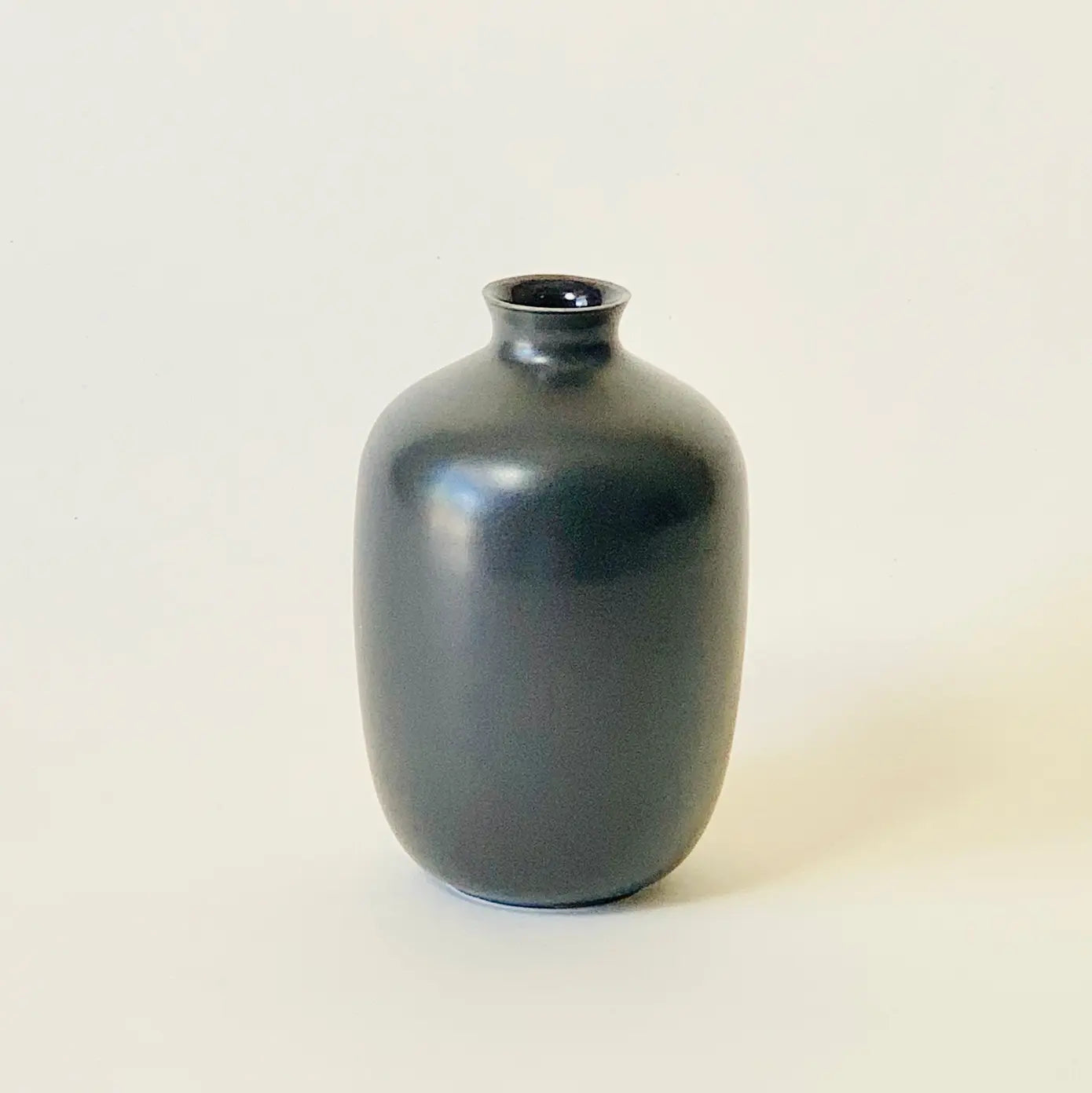 Plum Porcelain Mini Vase - Home Smith