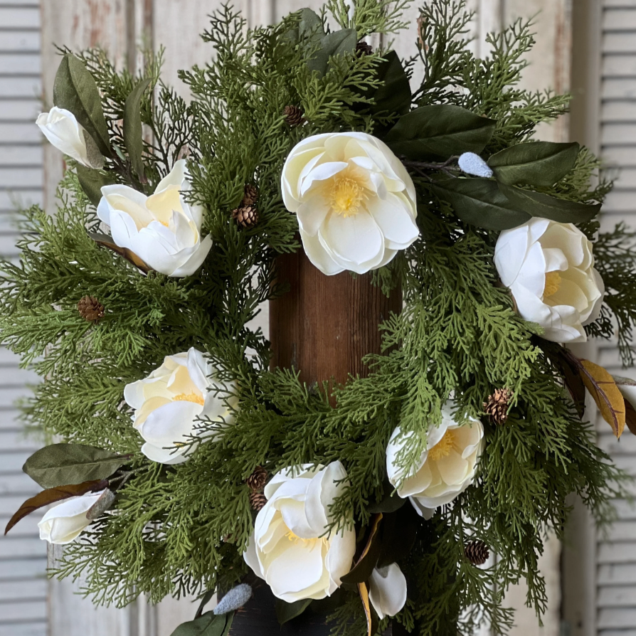 North Rim Hemlock Wreath - Home Smith