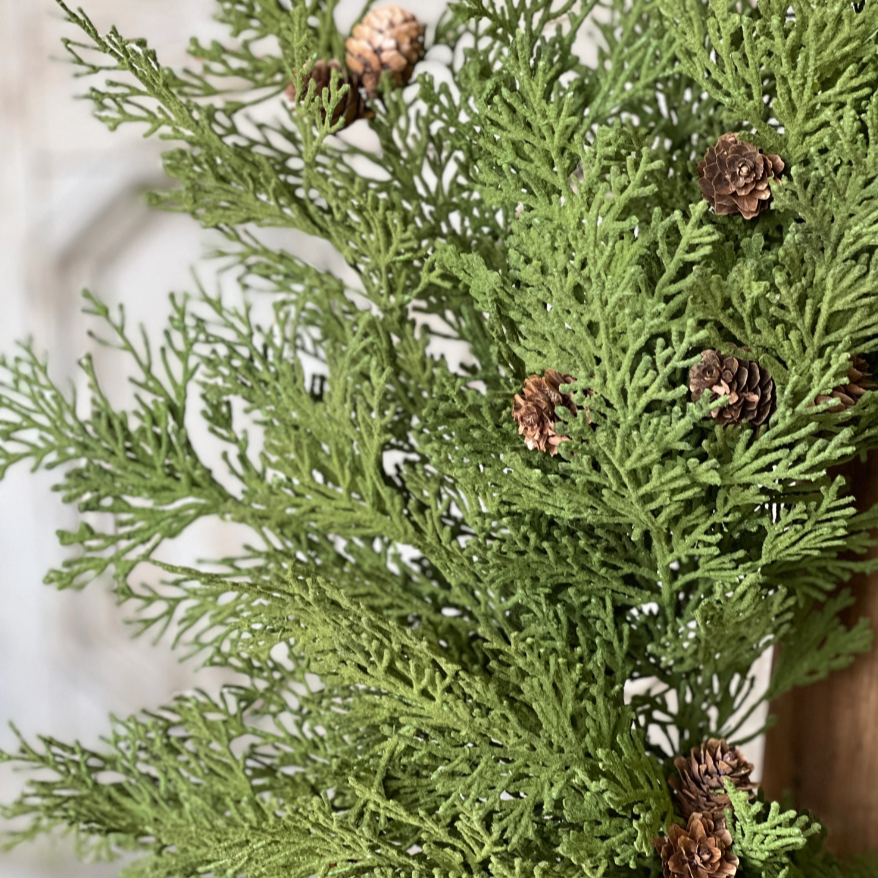 North Rim Hemlock Wreath - Home Smith