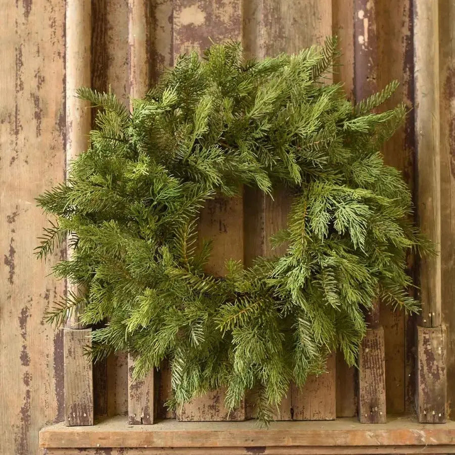 Sticky Cedar 24" Wreath - Home Smith