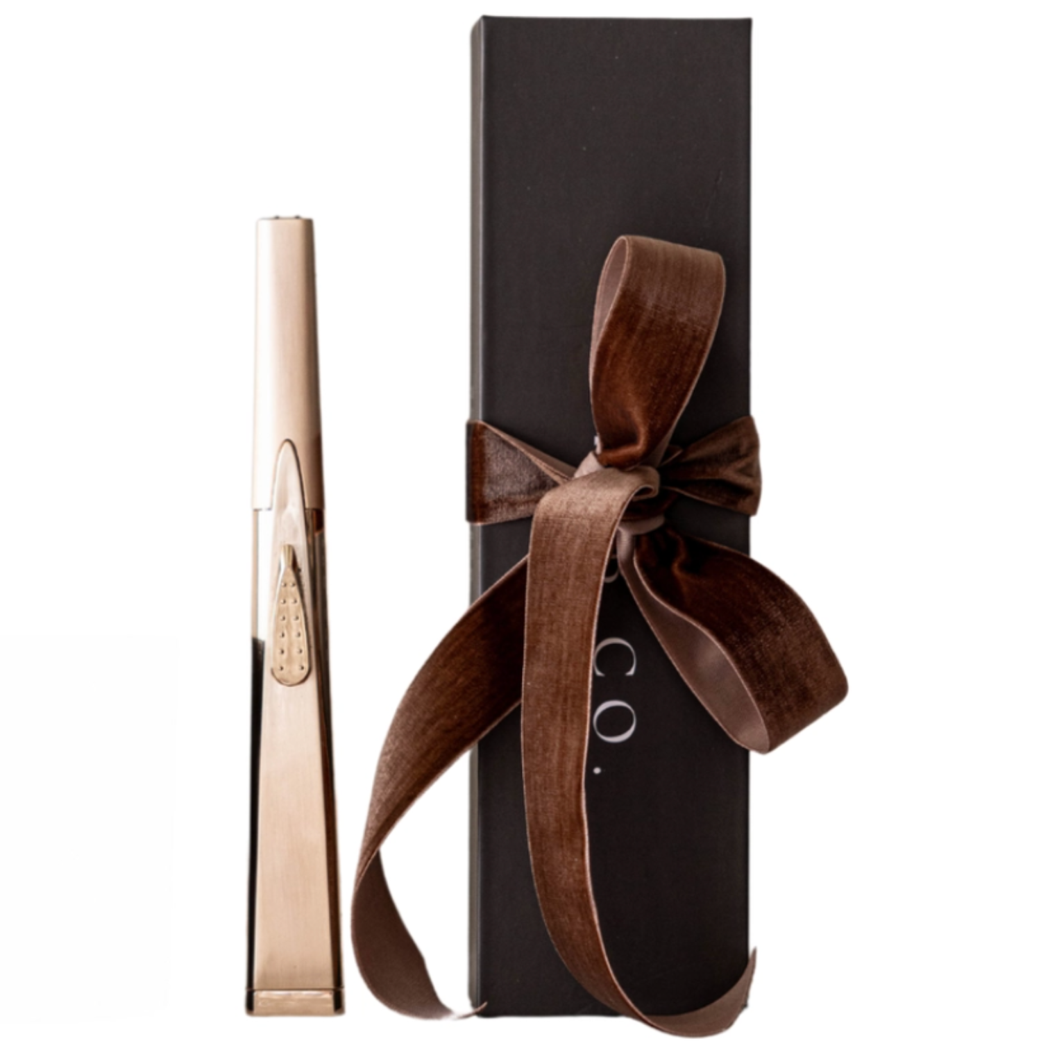 Luxe USB Electric Lighter in Gold at Home Smith