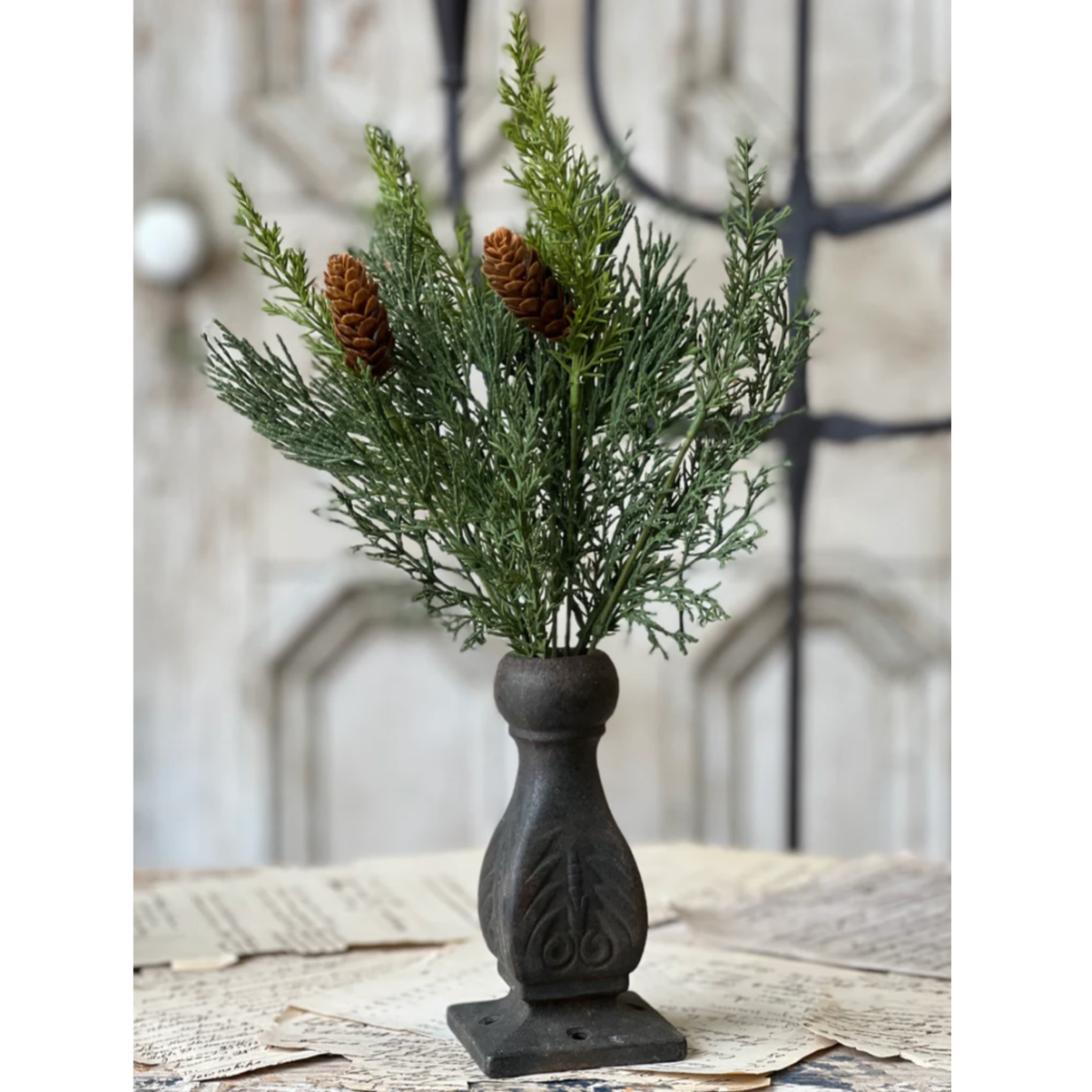 Advent Greens Cedar Pick